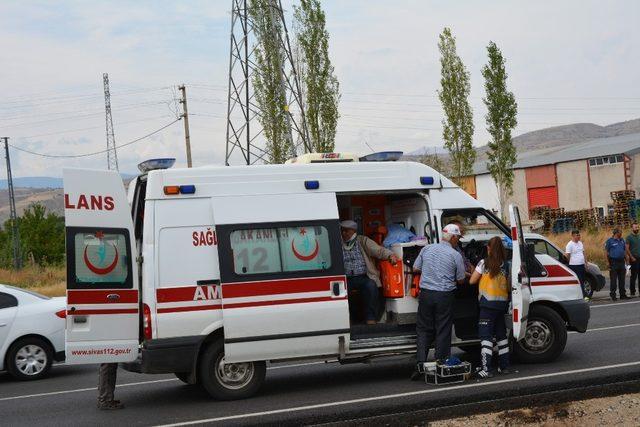 Sivas’ta trafik kazası: 9 yaralı