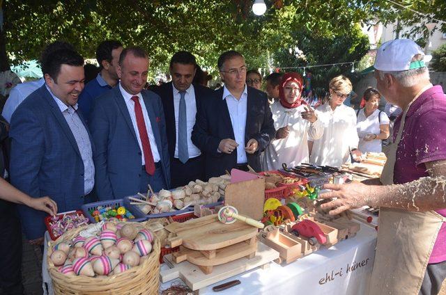 Türk el sanatları ustaları bir araya geldi