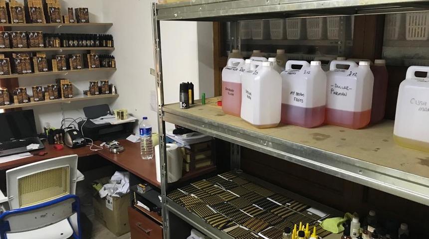 Antalya'da elektronik sigara operasyonu