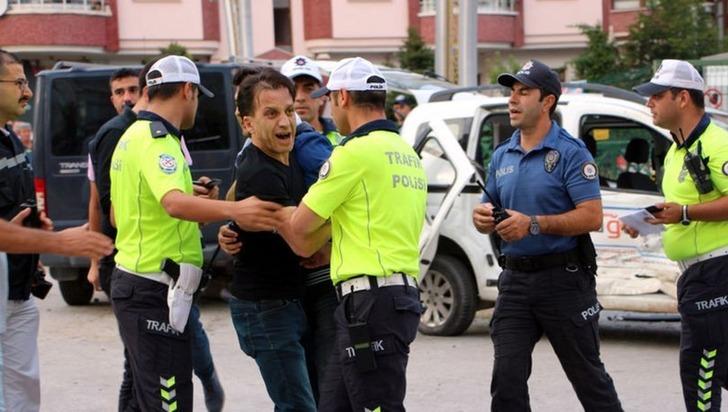 Anne ile kızının üzerine araç devrildi! Ölü ve yaralılar var G1