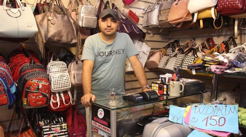 &ldquo;B&uuml;y&uuml;k marketler k&uuml;&ccedil;&uuml;k esnafı &ccedil;ok etkiliyor&rdquo;