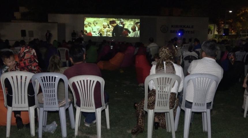 Açık havada Çanakkale konulu filme yoğun ilgi