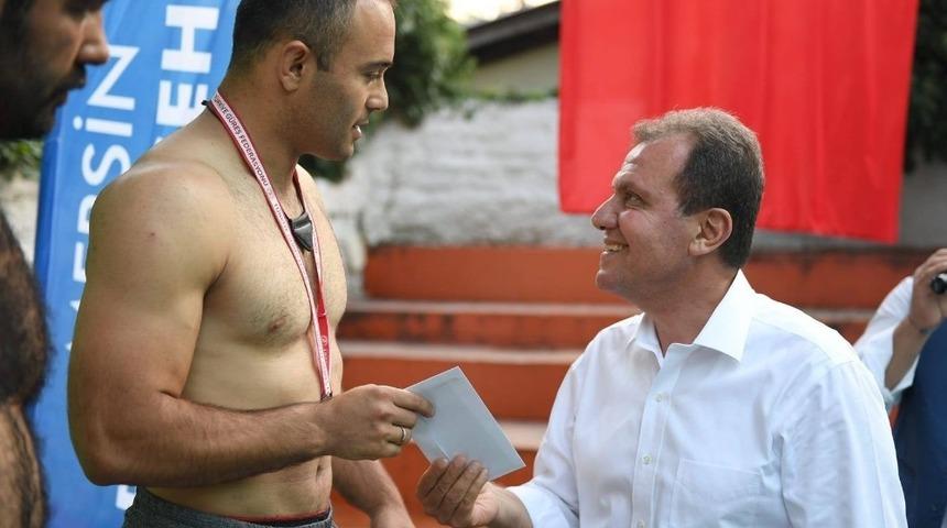 Geleneksel karakucak g&uuml;reşlerinin son durağı G&ouml;zne oldu