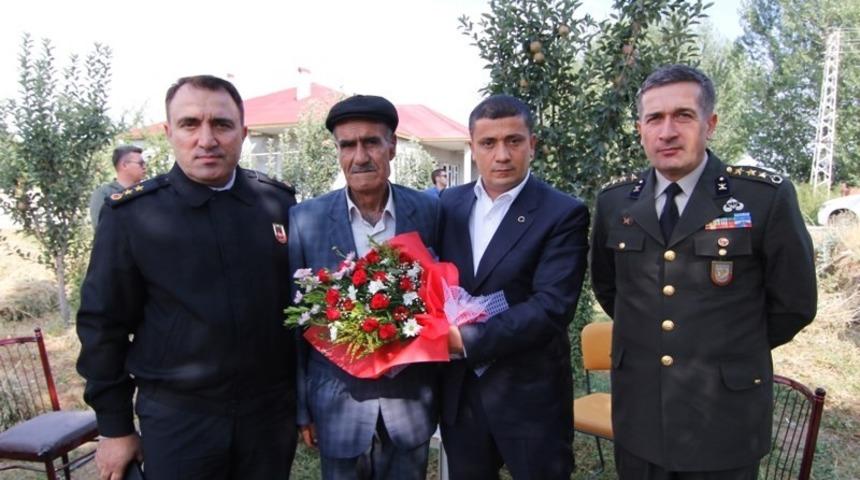 Kaymakam Mehmetbeyoğlu&rsquo;ndan şehit ailelerine ziyaret