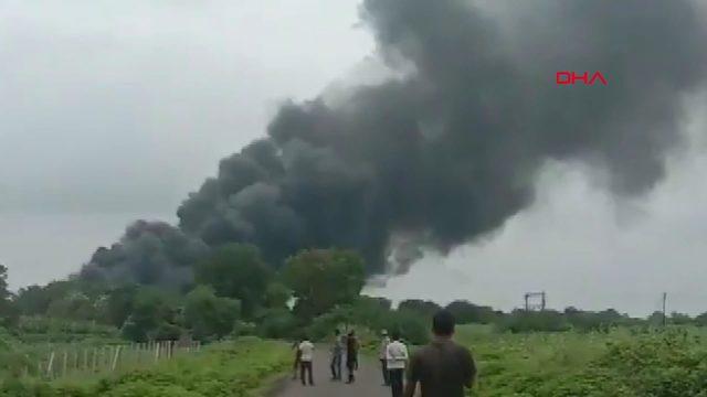 Hindistan’da kimya fabrikasında yangın: 10 ölü.. İçeride mahsur kalanlar var