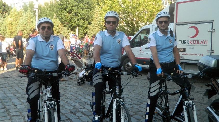 Bisikletli polisler Lüleburgaz’da göreve başladı