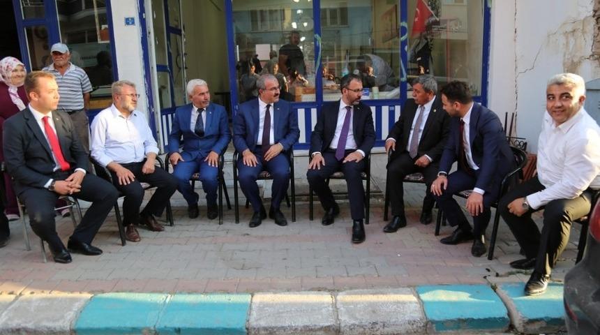 Bakan Kasapoğlu Altıntaş ve Dumlupınar’ı ziyaret etti