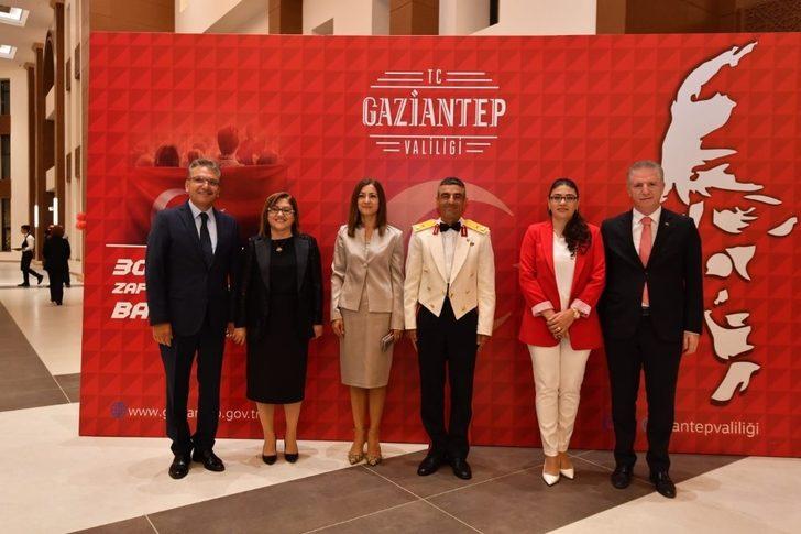 Gaziantep’te 30 Ağustos Zafer Bayramı resepsiyonu G2
