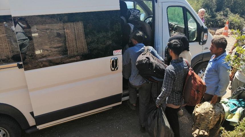 &Ccedil;anakkale&rsquo;de 52 m&uuml;lteci yakalandı