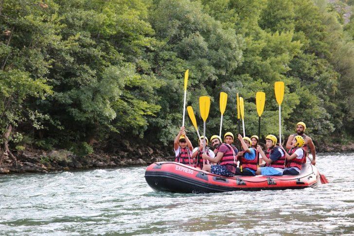 Başarılı öğrenciler için “Kamp Vakti” projesi G4