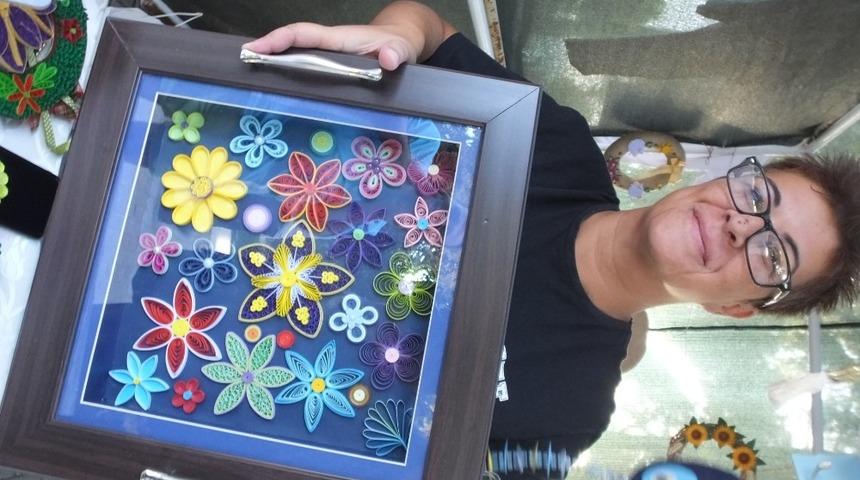 Burhaniye&rsquo;de Demet hamının yaptığı kağıt telkari &uuml;r&uuml;nleri ilgi g&ouml;rd&uuml;