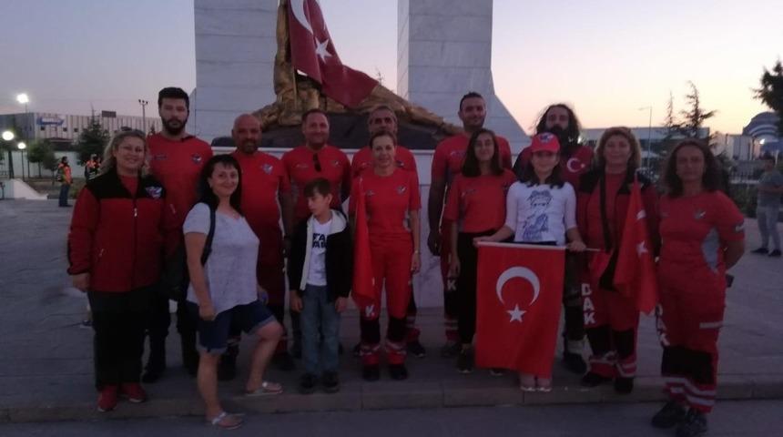 DAK&rsquo;tan Kanlıpınar Şehitliği&rsquo;ne ziyaret