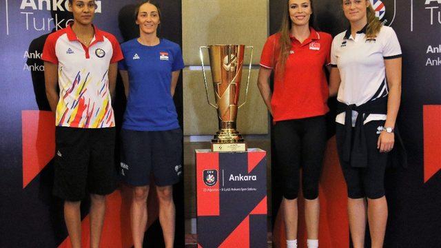 Avrupa Kadınlar Voleybol Şampiyonası son 16 turu öncesi medya buluşması gerçekleştirildi