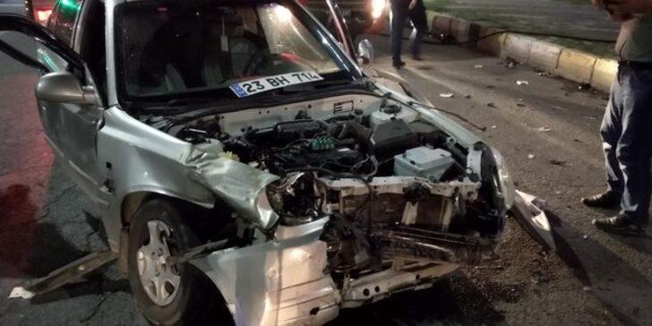 Elazığ'da feci kaza! Ortalık savaş alanına döndü! G3