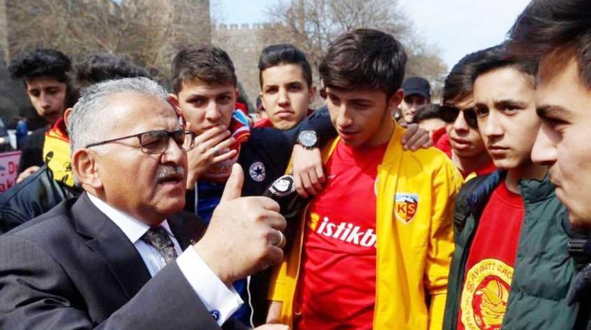 Büyükkılıç, "Kayserisporumuz sahipsiz değildir"