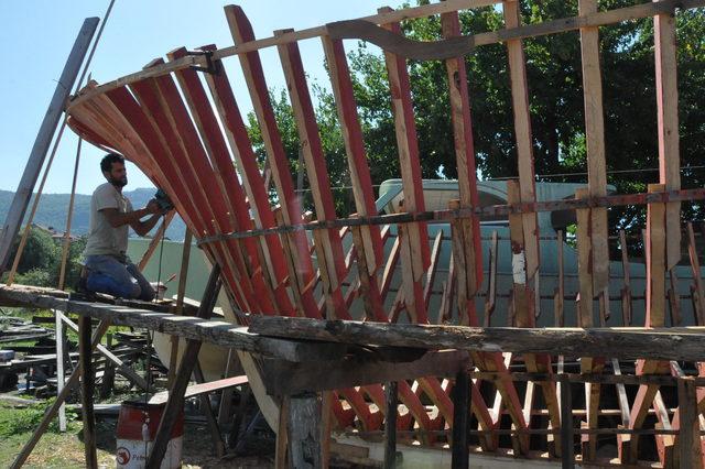 Osmanlı donanmasına gemi yapılan ilçede şimdi barakalarda tekne yapılıyor 2