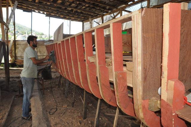 Osmanlı donanmasına gemi yapılan il&ccedil;ede şimdi barakalarda tekne yapılıyor 4