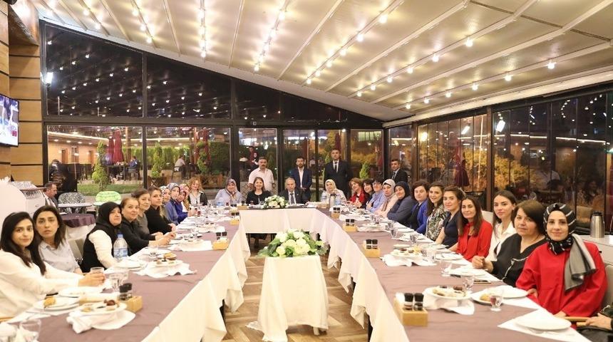 İlkadım gönüllüleri bir araya geldi