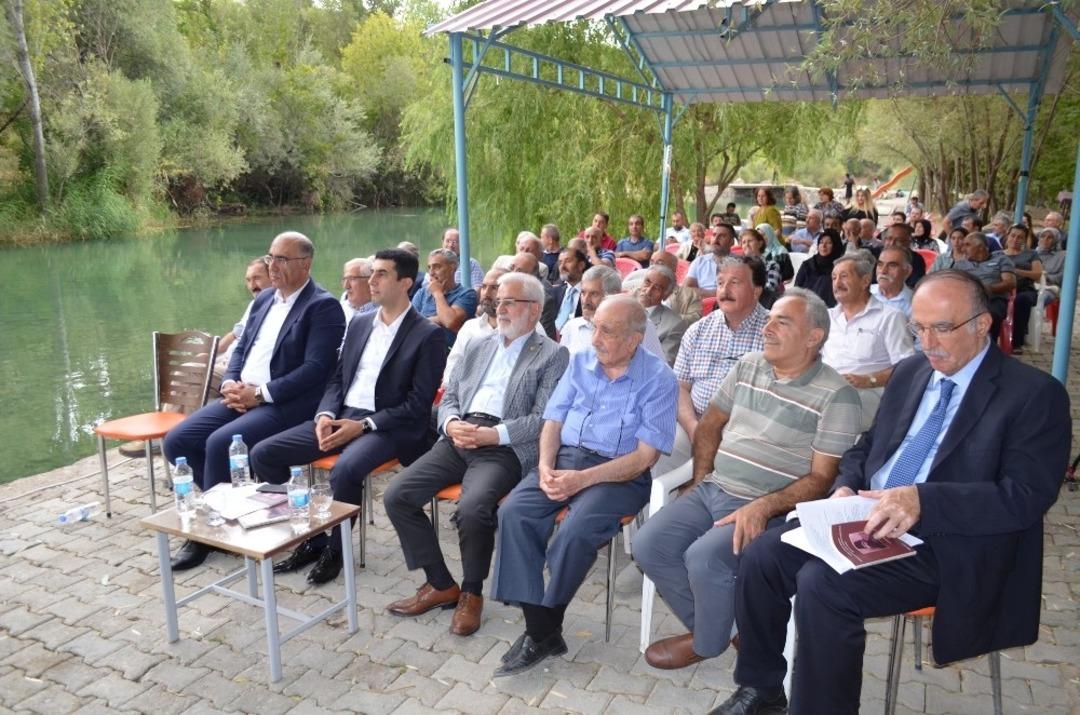 İlk vekil, Şair Dede N&uuml;zhet  memleketi &Ccedil;emişgezek&rsquo;te anıldı