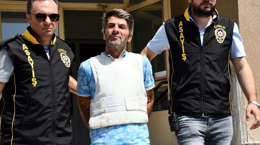 &Ccedil;ifte cinayetin zanlısı kendini b&ouml;yle savundu!