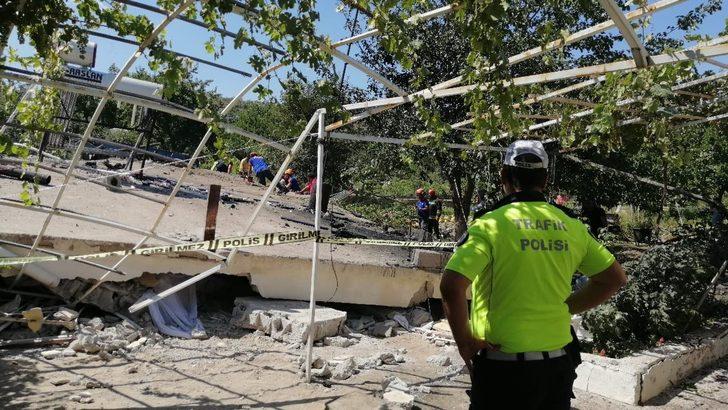 Kayseri'de iş makinesi eve daldı! Çok sayıda ölü var G2