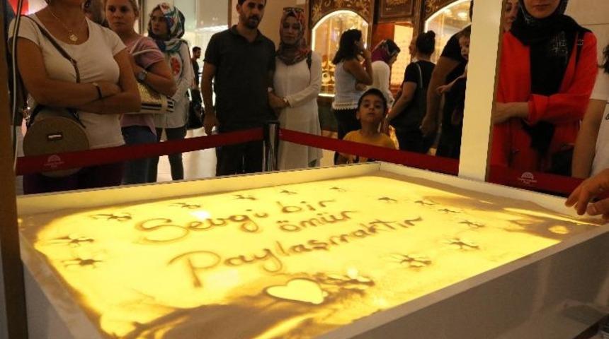 (D&uuml;zeltme) Gen&ccedil;lerden kum saati etkinliği