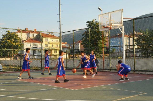 Akşehir’de Sokak Basketbolu Turnuvası sona erdi