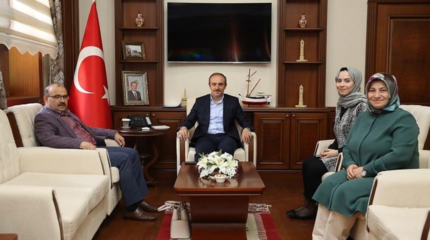 Trabzon Valisi Ustaoğlu&rsquo;ndan Vali C&uuml;neyt Epcim&rsquo;e ziyaret