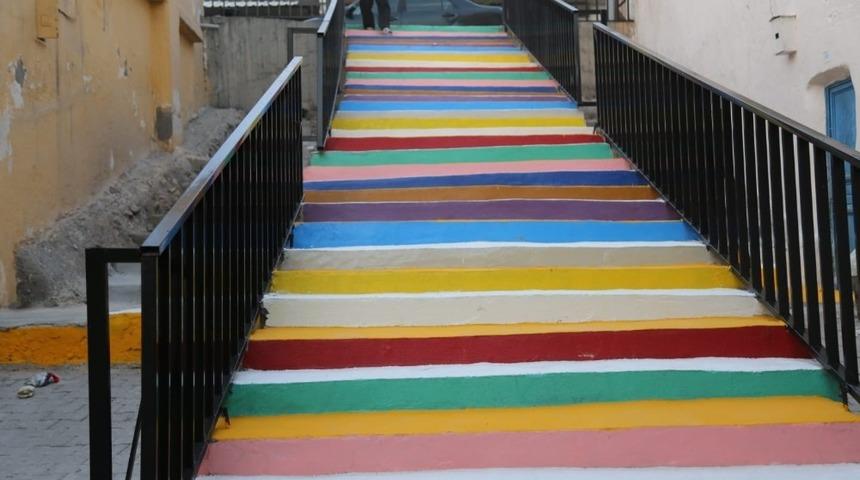 Verdiği s&ouml;zleri 20 g&uuml;nde yerine getirdi