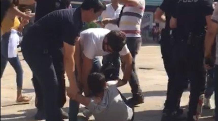 Denizli’de kimlik göstermeyen şahıslar gözaltına alındı