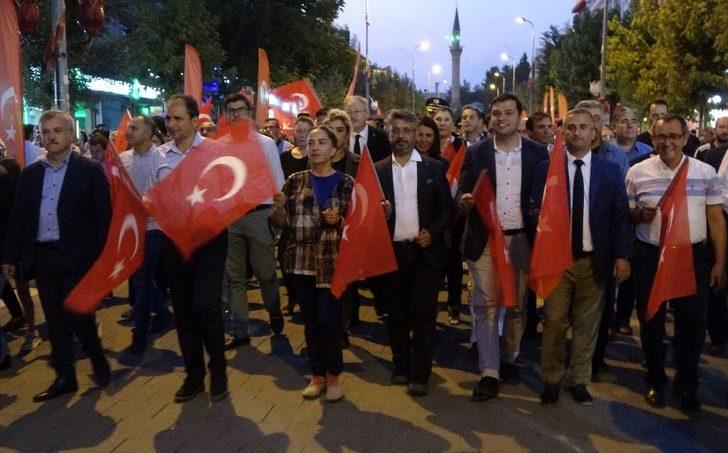 Uşak’ın kurtuluşu büyük coşkuyla kutlandı G3