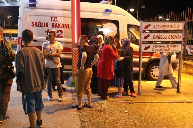 Rize’de kaybolan 6 kişinin yakınları hastaneye akın etti