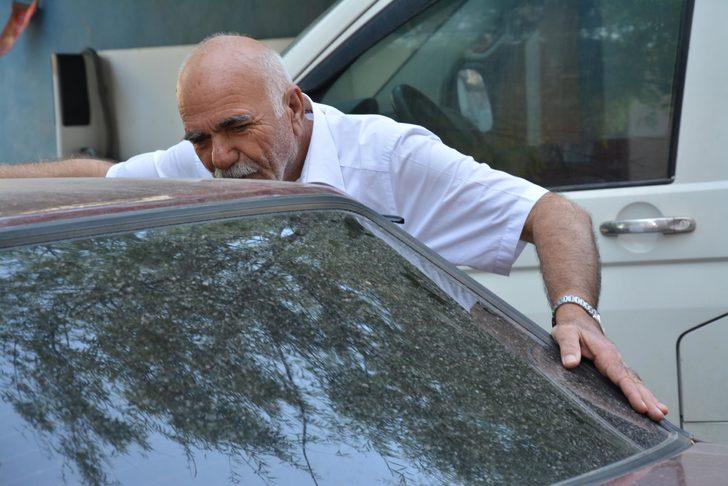 Çalınan otomobiline 4 yıl sonra kavuştu, sarılıp defalarca öptü G2