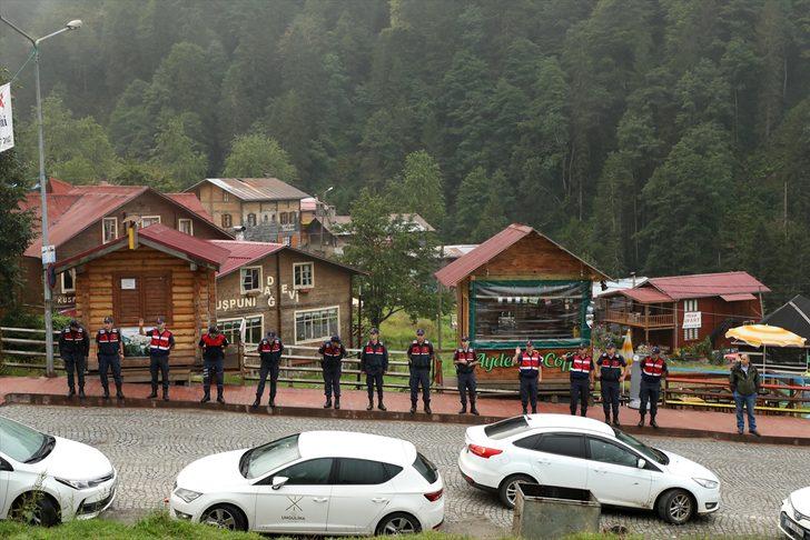 Ayder Yaylası'nda kaçak salıncaklar kaldırıldı G2