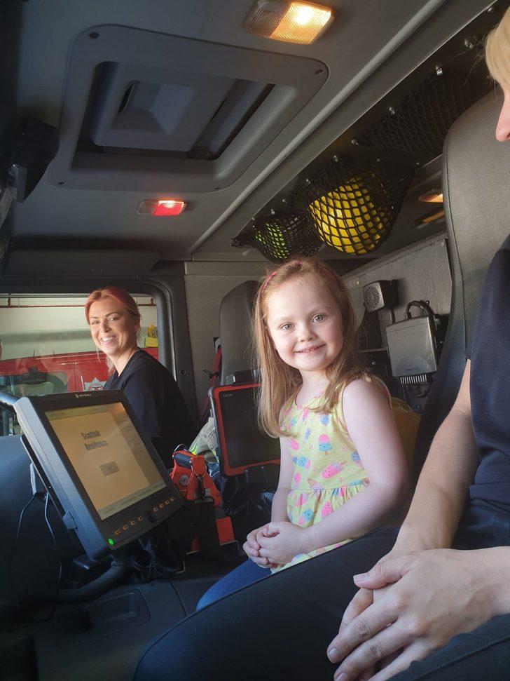 Küçük kızın hayatını değiştirdiler! G2