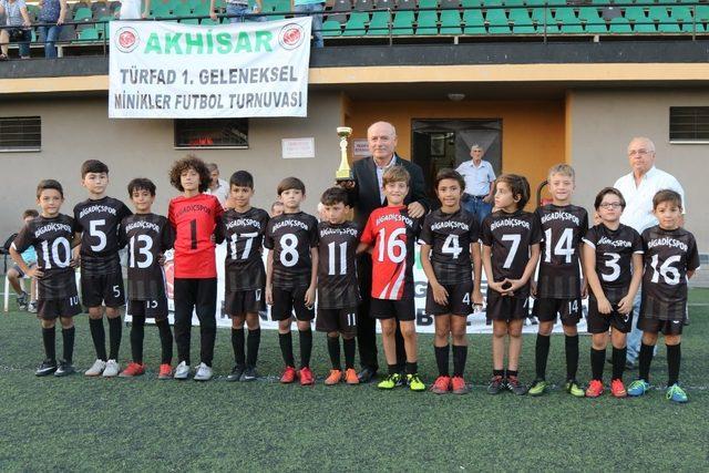 TÜRFAD 1. Geleneksel Futbol Turnuvası sona erdi