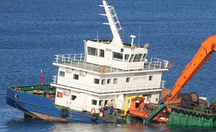 Bozcaada'da karaya oturan geminin personeli için 72 saat süre!  G3