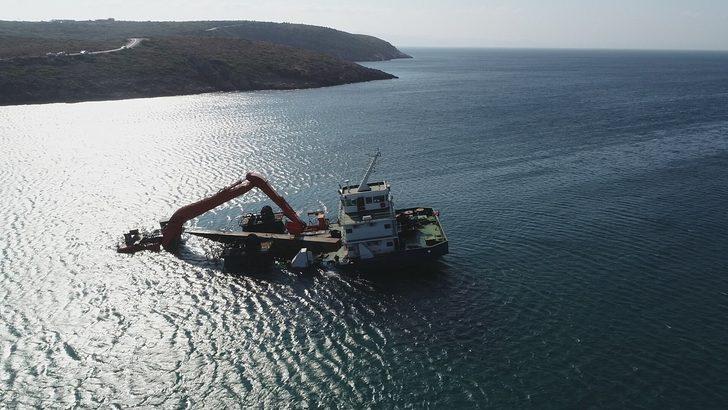 Bozcaada'da karaya oturan geminin personeli için 72 saat süre!  G5