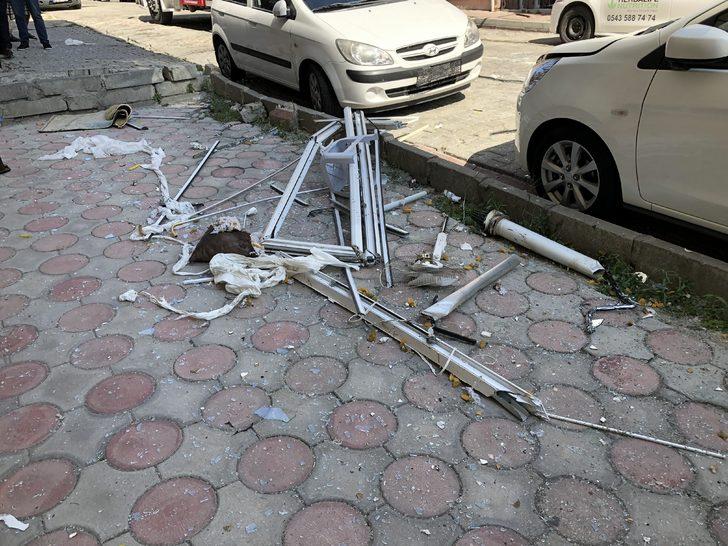 Son dakika: Esenyurt'ta bir binada doğalgaz patlaması G2