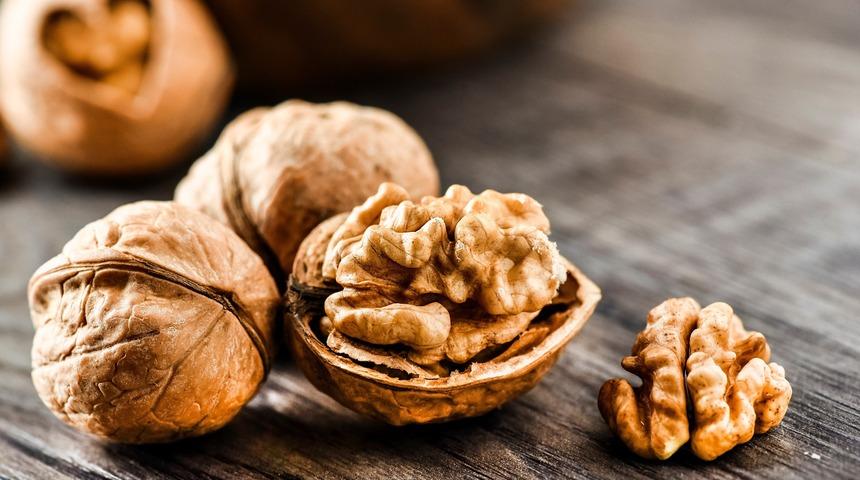 Kardiyovask&uuml;ler hastalıklara karşı kuruyemiş