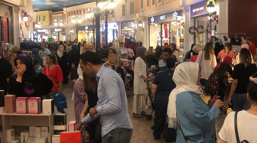 İndirim festivaline yoğun ilgi