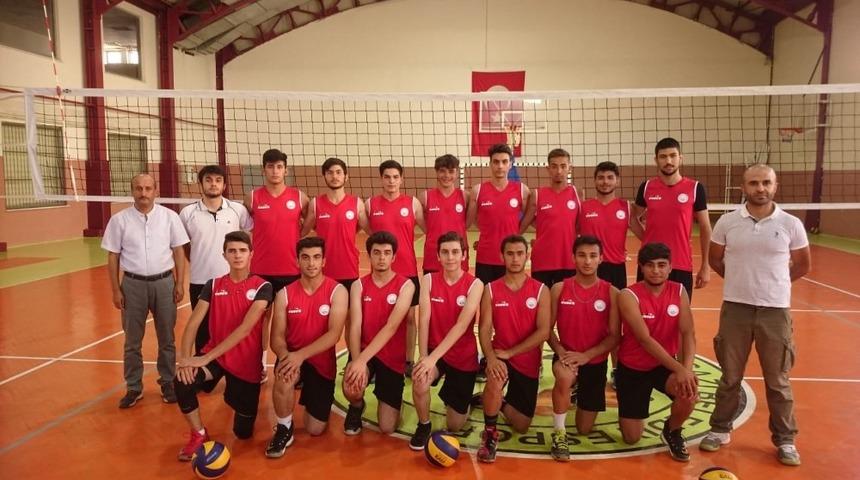 Melikgazi Belediyespor Voleybol Gen&ccedil; ve Yıldız Takımı Sezonu A&ccedil;tı