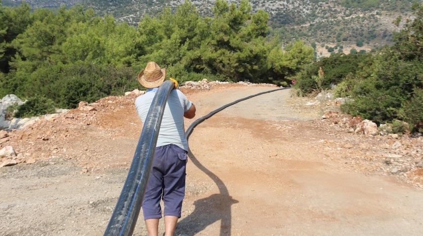 ASAT Finike&rsquo;nin su sorununu &ccedil;&ouml;z&uuml;yor