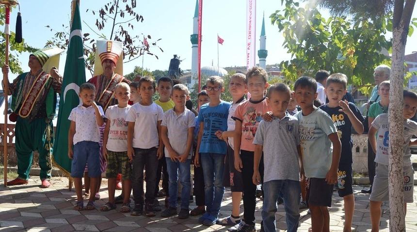 Geleceğin balık&ccedil;ıları babalarının yanında yetişiyor