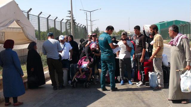 Bayramı ülkelerinde geçiren 25 bin Suriyeli geri döndü