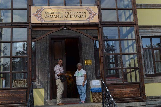 Kanuni Sultan S&uuml;leyman Osmanlı K&uuml;lt&uuml;r Evi&rsquo;ni en &ccedil;ok onlar ziyaret ediyor 4