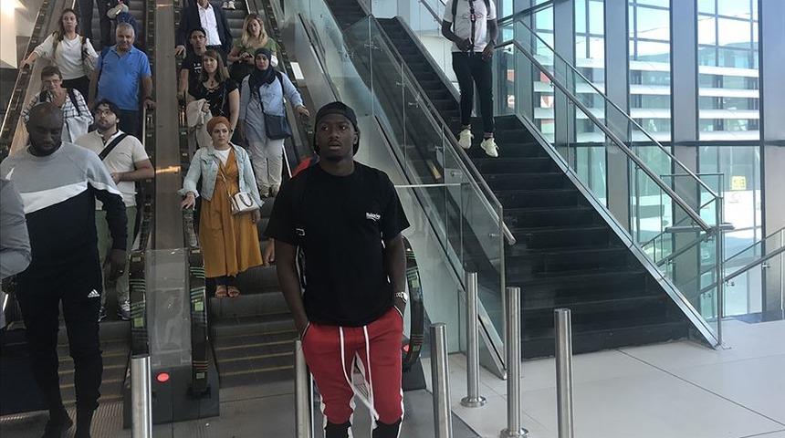 Beşiktaş, Abdoulay Diaby ile anlaşma sağladı