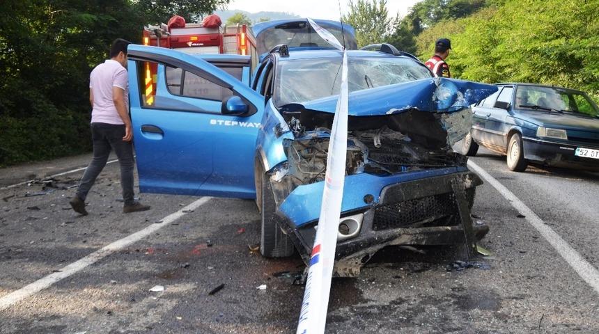 Ordu&rsquo;da zincirleme trafik kazası: 1 &ouml;l&uuml;, 1 yaralı