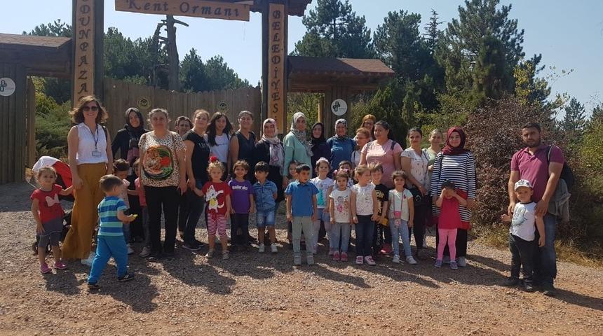 Miniklerden orman yangınlarına tepki yürüyüşü