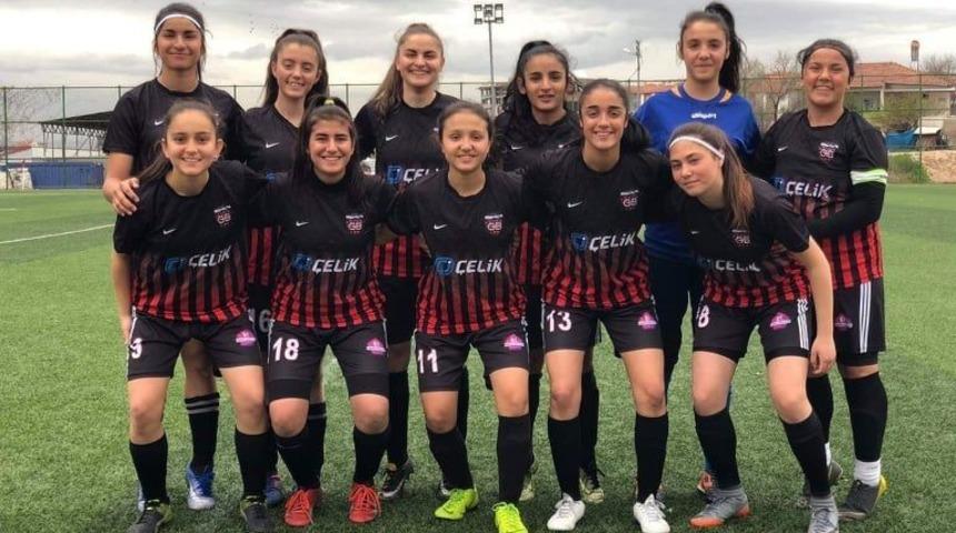 Milli takım i&ccedil;in Kayseri&rsquo;den 4&rsquo;&uuml; aynı takımdan 5 futbolcu &ccedil;ağrıldı